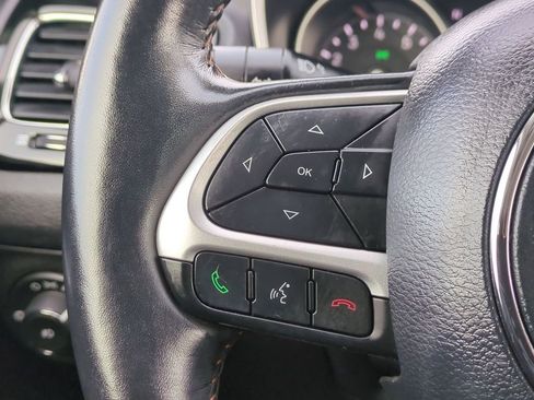 Used 2020 Jeep Compass Limited image 24