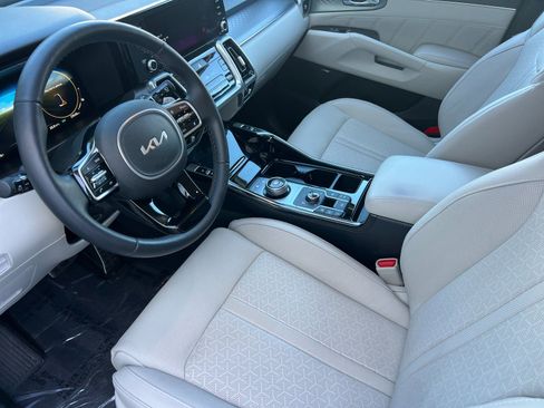 Certified 2023 Kia Sorento SX Prestige image 10