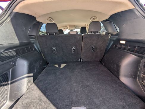 Used 2020 Ford Escape SE FWD image 19