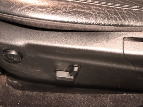 Used 2021 Jeep Grand Cherokee Limited image 9