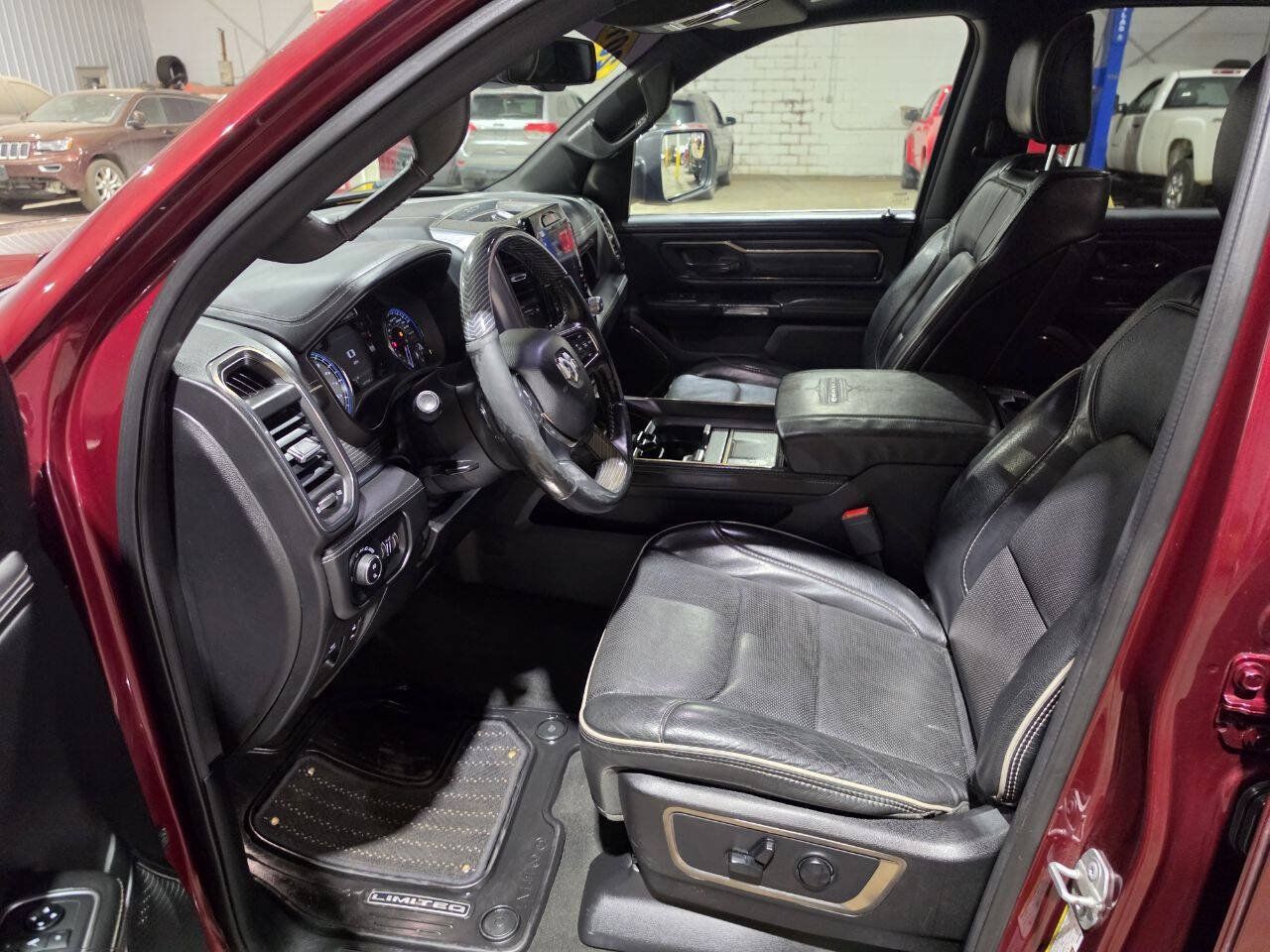 Used 2019 RAM 1500 Limited AWD/4WD image 28