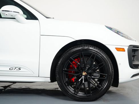 Used 2023 Porsche Macan GTS w/ Premium Package Plus image 7