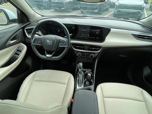 Used 2024 Buick Encore GX Sport Touring FWD image 18