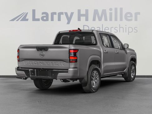 New 2026 Nissan Frontier SV image 2