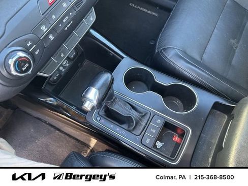 Used 2016 Kia Sorento SX image 8