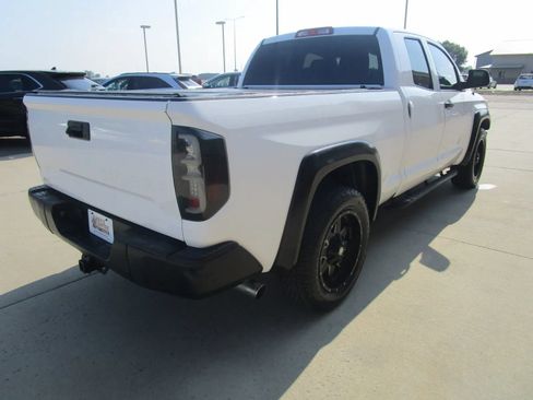 Used 2017 Toyota Tundra SR RWD image 8