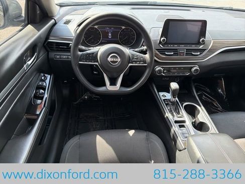 Used 2023 Nissan Altima 2.5 SV AWD/4WD image 21