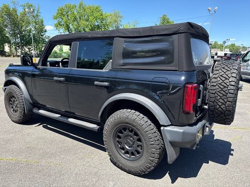 Used 2022 Ford Bronco 4-Door AWD/4WD image 4