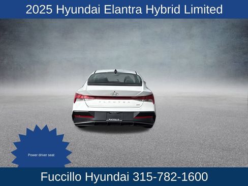 Used 2025 Hyundai Elantra Limited image 7