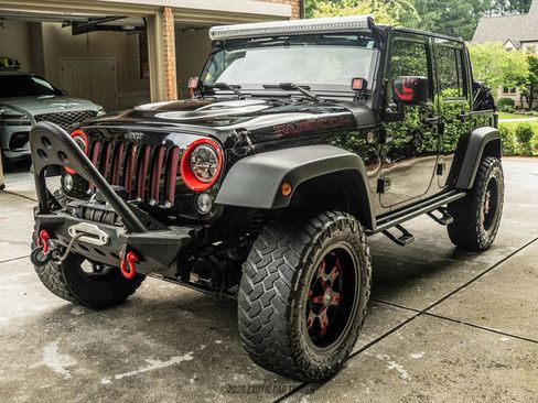 Used 2014 Jeep Wrangler Unlimited Rubicon AWD/4WD image 14