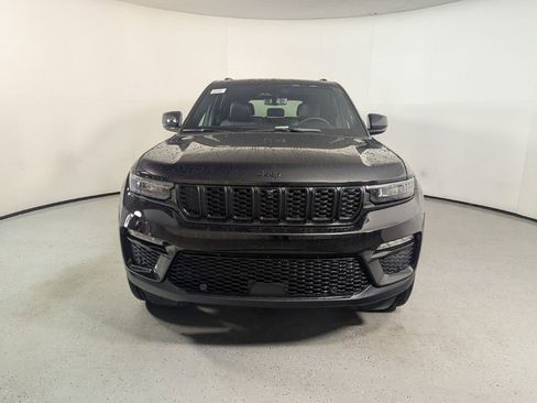 New 2025 Jeep Grand Cherokee Limited w/ Luxury Tech Group II image 2