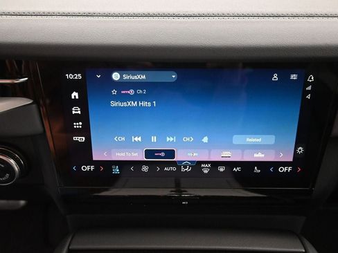 New 2026 Lincoln Navigator L Premier AWD/4WD image 14