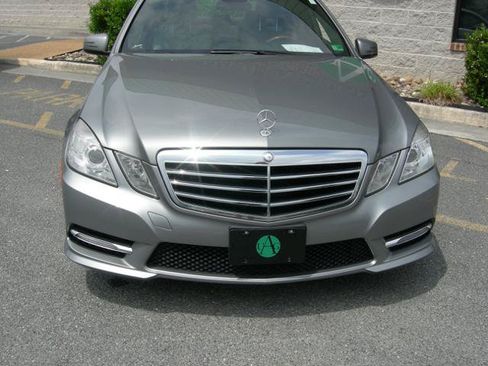 Used 2013 Mercedes-Benz E 350 Sedan image 2