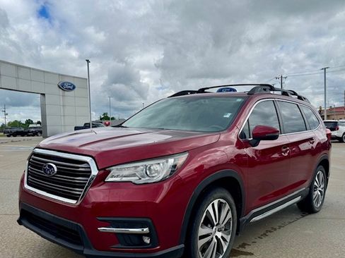 Used 2021 Subaru Ascent Limited w/ Technology Package image 2