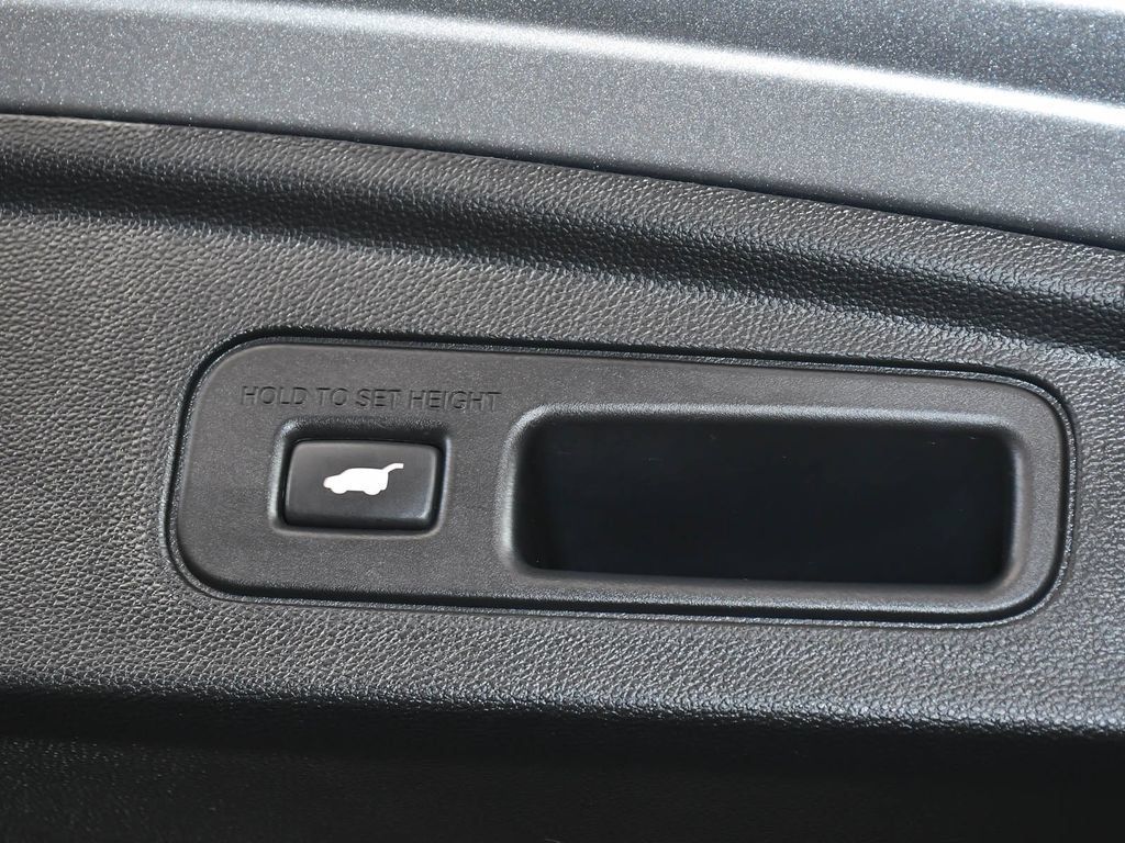 Used 2025 Acura MDX A-Spec AWD/4WD image 71