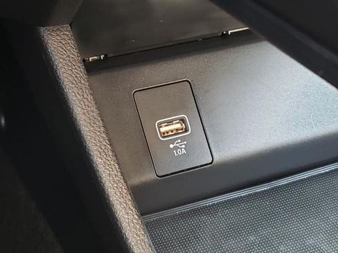 Used 2019 Honda HR-V LX image 24