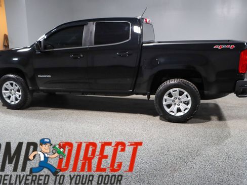 Used 2018 Chevrolet Colorado LT AWD/4WD image 10