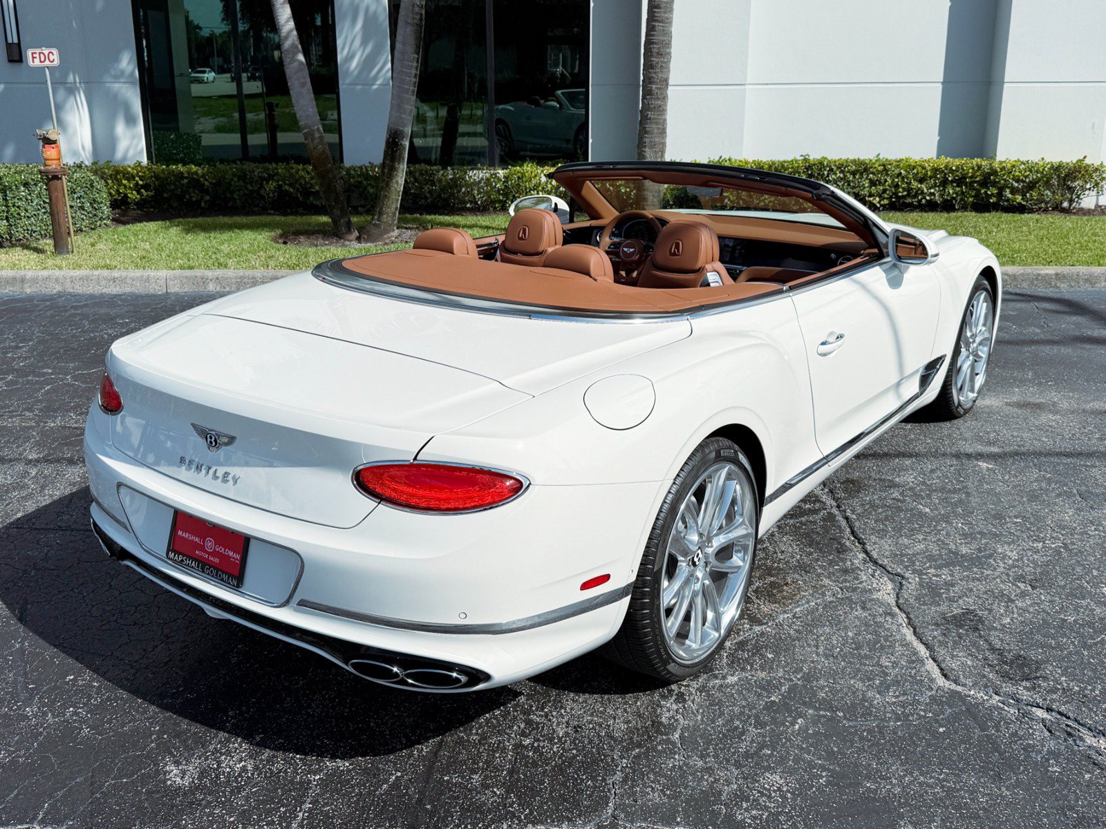 Used 2024 Bentley Continental GT V8 AWD/4WD image 25