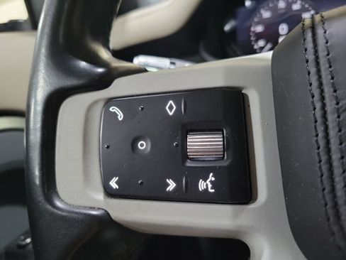 Certified 2020 Land Rover Defender 110 HSE AWD/4WD image 15
