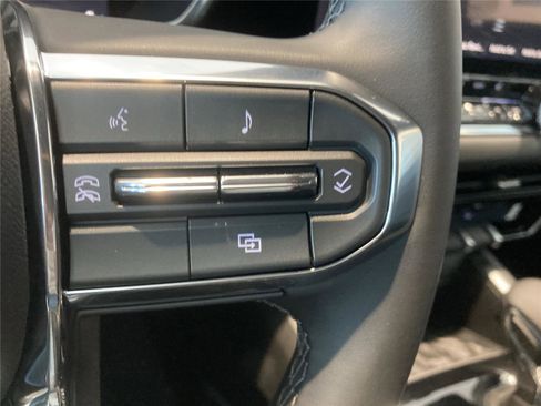 New 2026 GMC Canyon Elevation w/ Convenience Package image 22