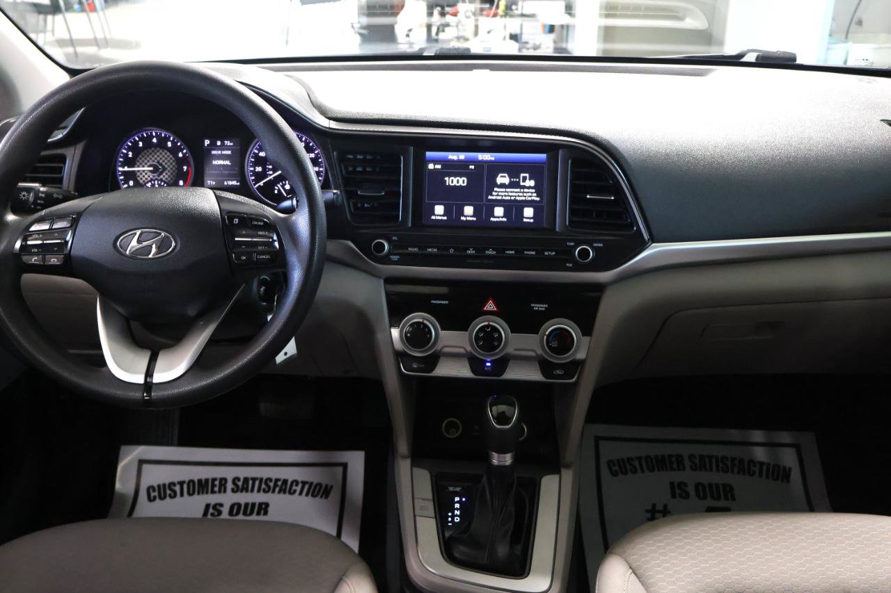 Used 2019 Hyundai Elantra SEL FWD image 30