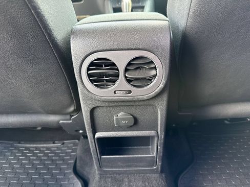 Used 2017 Volkswagen Tiguan S FWD image 24