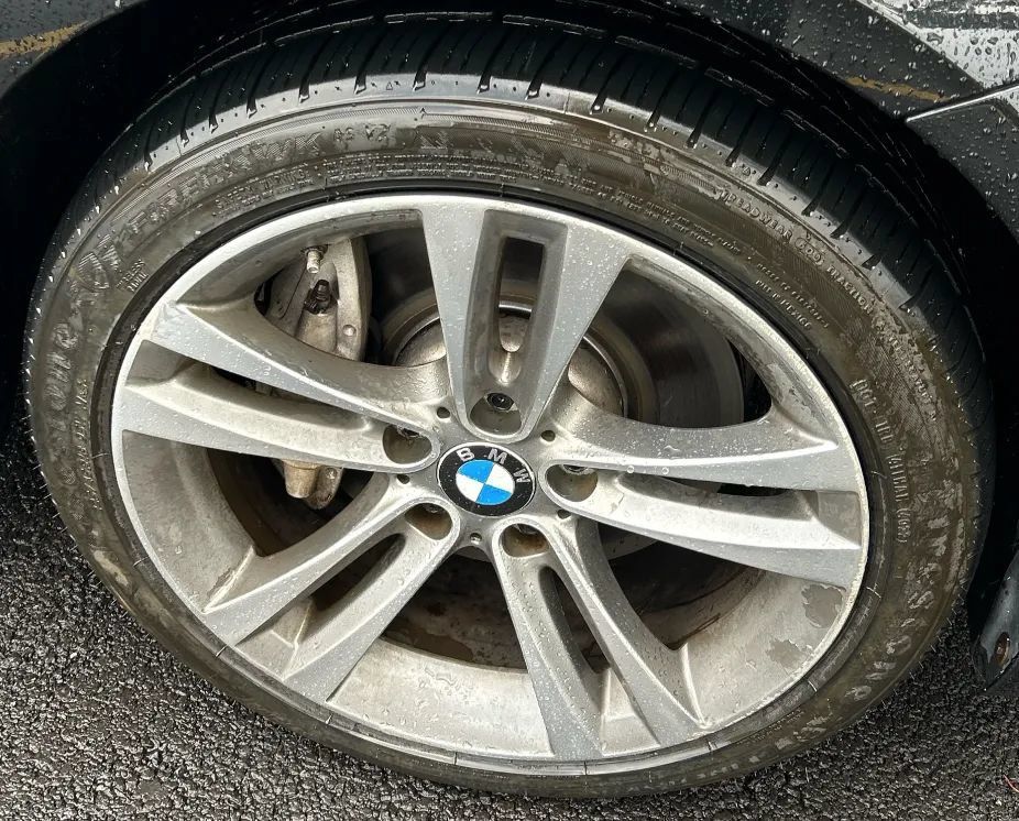 Used 2013 BMW 335i xDrive Sedan AWD/4WD image 11