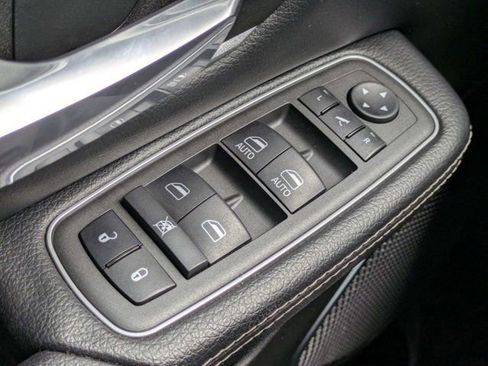 Used 2022 RAM 1500 Laramie RWD image 23