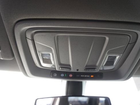 Used 2021 Chevrolet Silverado 1500 LT Trail Boss image 31