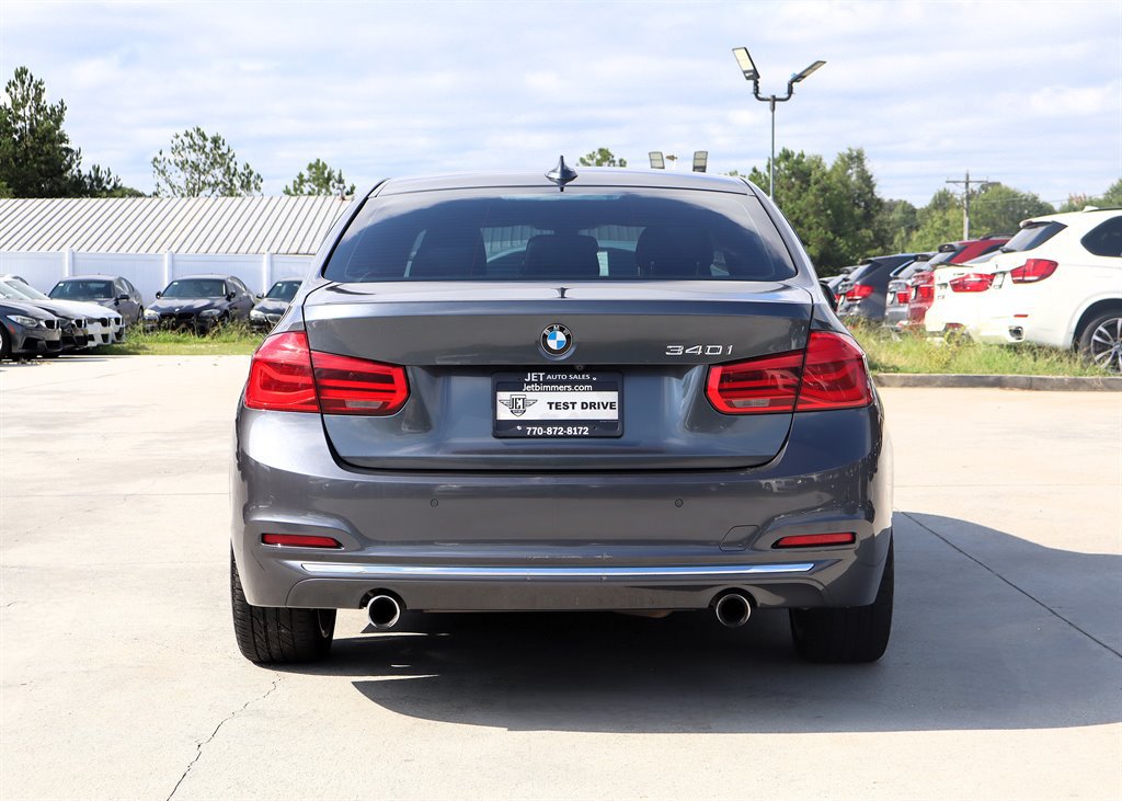 Used 2016 BMW 340i Sedan RWD image 6