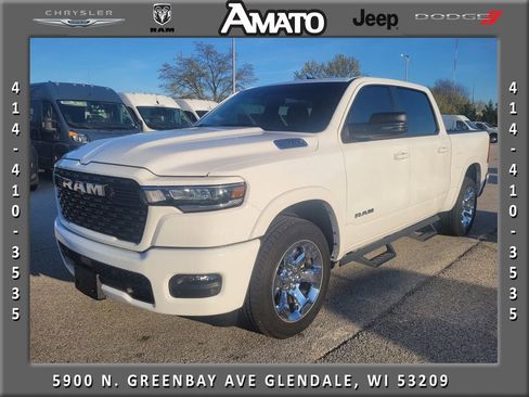 Used 2025 RAM 1500 Big Horn AWD/4WD image 1