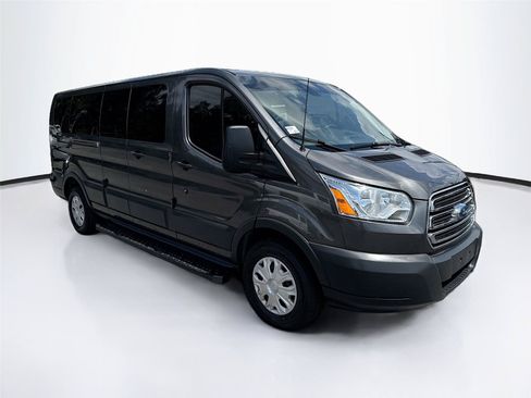 Used 2017 Ford Transit 350 XLT RWD image 30