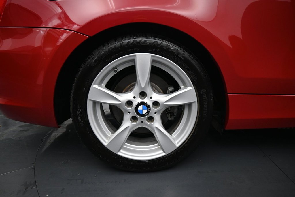 Used 2012 BMW 128i Convertible RWD image 10