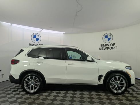 Used 2026 BMW X5 xDrive40i w/ Premium Package AWD/4WD image 8