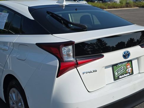 Used 2022 Toyota Prius LE FWD image 34