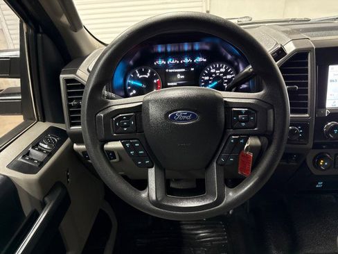 Used 2022 Ford F250 XL w/ Power Equipment Group AWD/4WD image 16