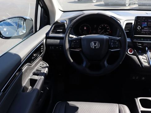 Certified 2026 Honda Odyssey Elite image 21