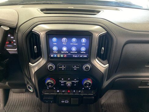 Used 2022 Chevrolet Silverado 2500 LTZ w/ Snow Plow Prep/Camper Package AWD/4WD image 23