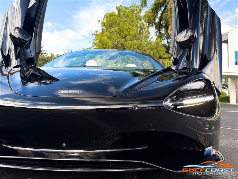 Used 2024 McLaren 750S Spider RWD image 3