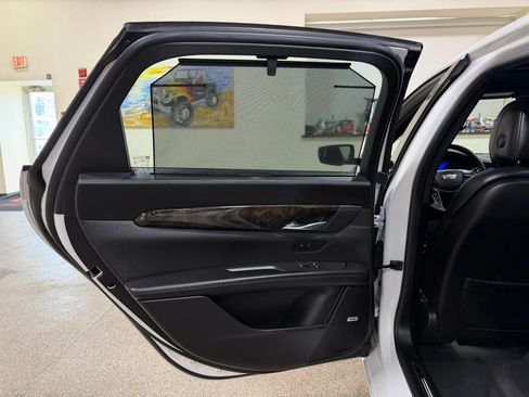 Used 2018 Cadillac CT6 Luxury AWD/4WD image 25