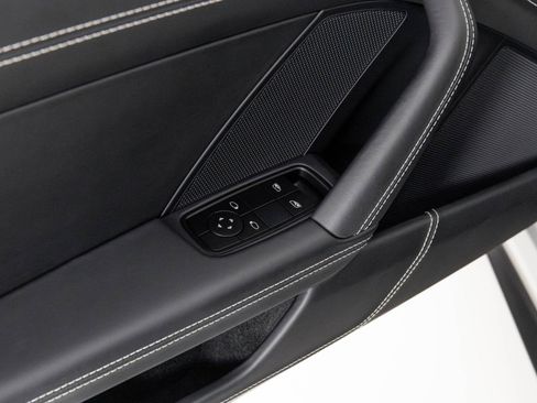 Used 2024 Porsche 911 GT3 image 35