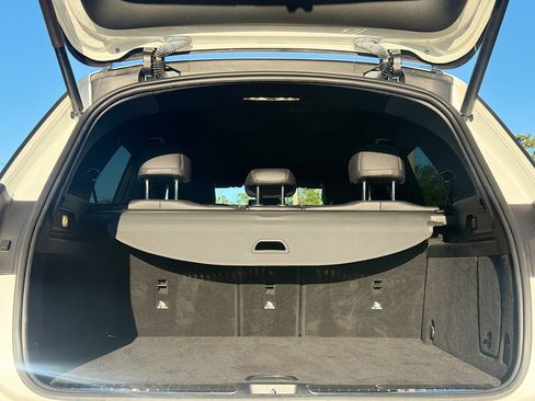 Used 2022 Mercedes-Benz GLE 350 GLE 350 w/ Premium Package image 12