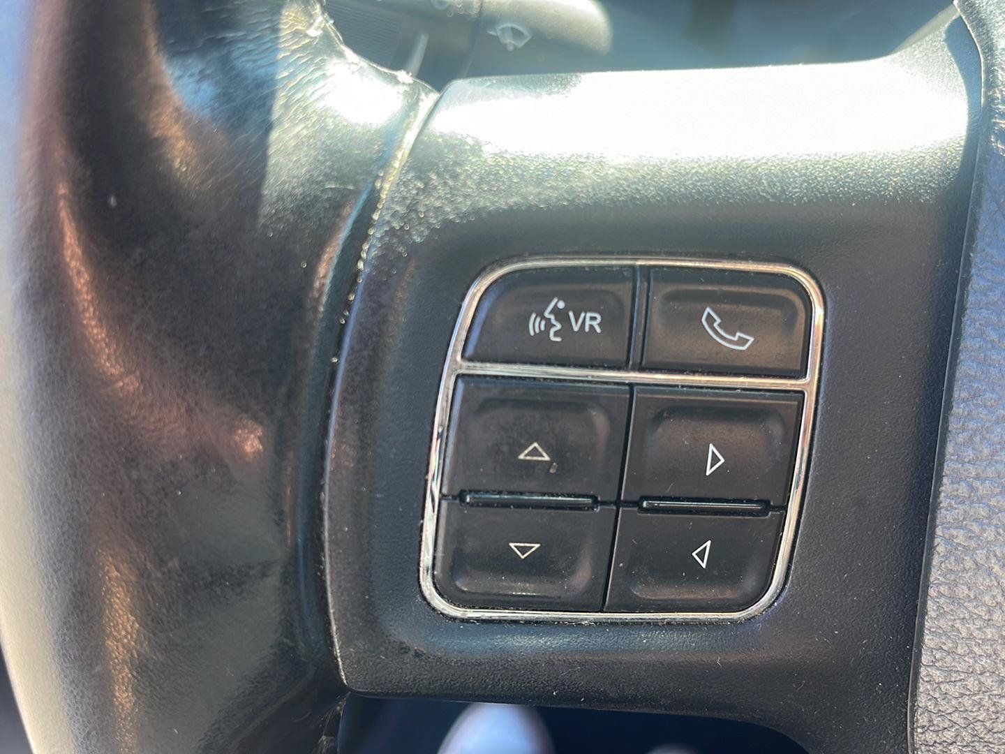 Used 2018 RAM 1500 Sport w/ Hydro Blue Sport Package AWD/4WD image 17