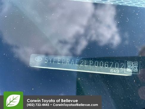 Used 2020 Toyota Corolla LE FWD image 30
