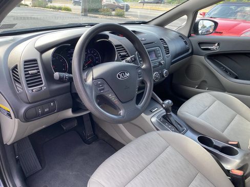 Used 2015 Kia Forte LX FWD image 11