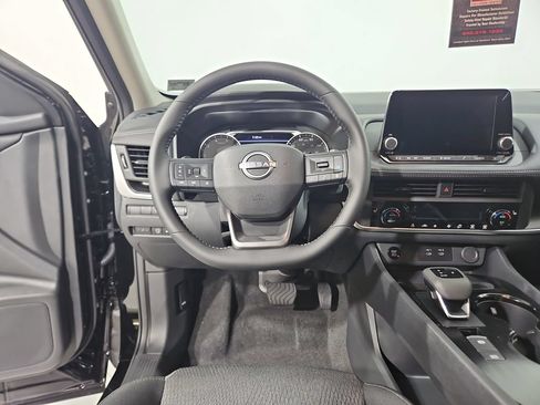 New 2026 Nissan Rogue SV AWD/4WD image 13