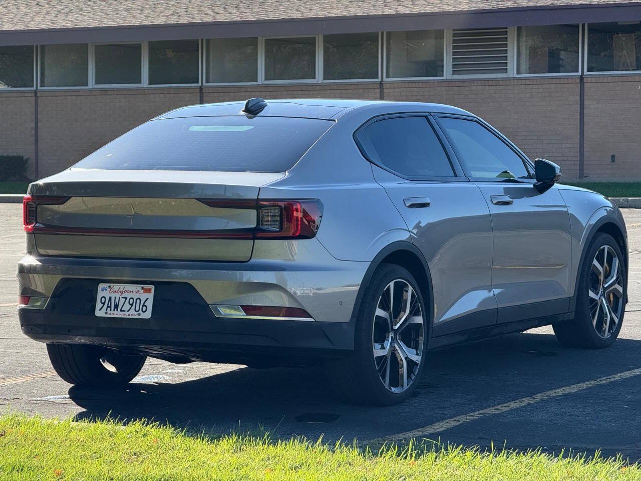 Used 2022 Polestar Polestar 2 w/ Performance Package AWD/4WD image 5