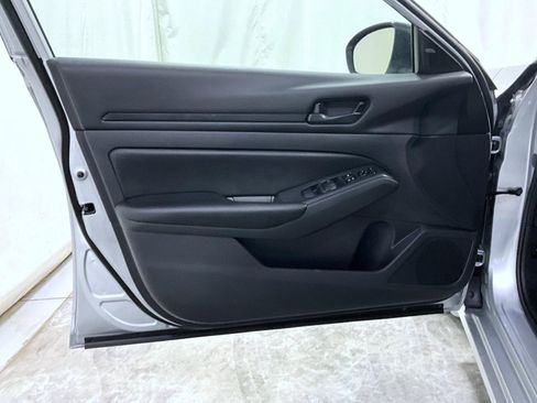 Certified 2024 Nissan Altima 2.5 S image 10