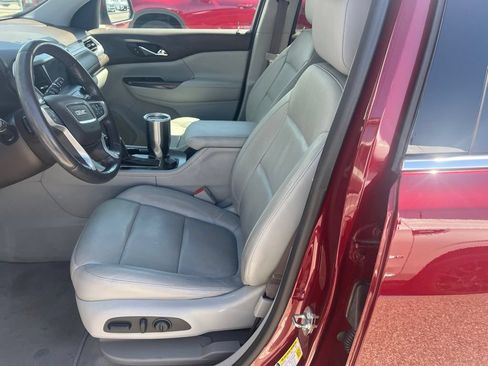Used 2017 GMC Acadia SLT FWD image 11