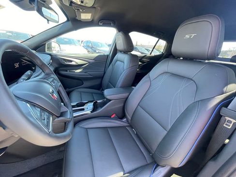 New 2026 Buick Envista Sport Touring w/ Convenience I Package image 21